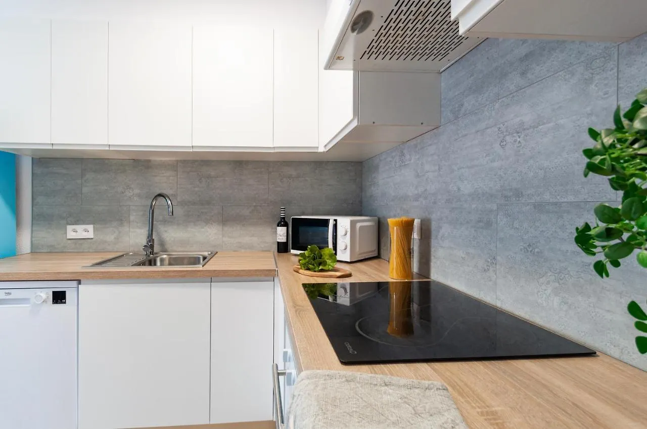 Apartment Apartamento Con Terraza Y Vistas Al Canal By Insidehome Empuriabrava